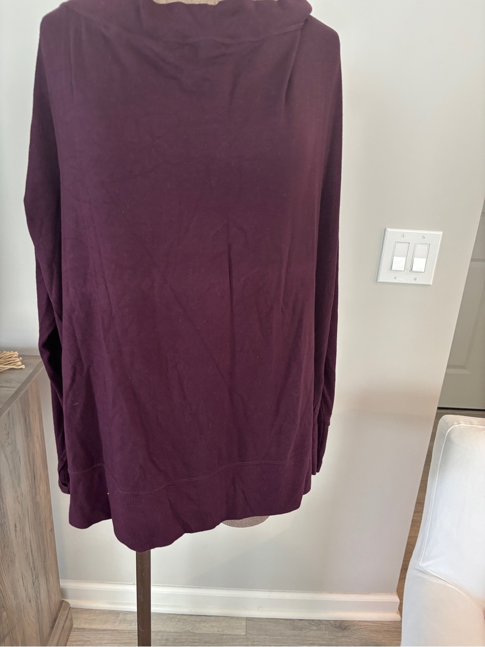 Athleta v-neck sweater 2X